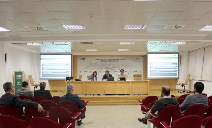 Jornada sobre oportunidades de negocio del sector hábitat en Perú