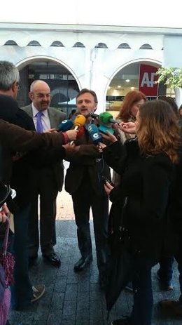 El delegado de la Junta en Huelva, José Fiscal.