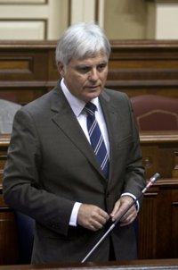 El vicepresidente de Canarias exige "información inmediata" al Estado sobre el hundimiento del 'Oleg Naidenov'