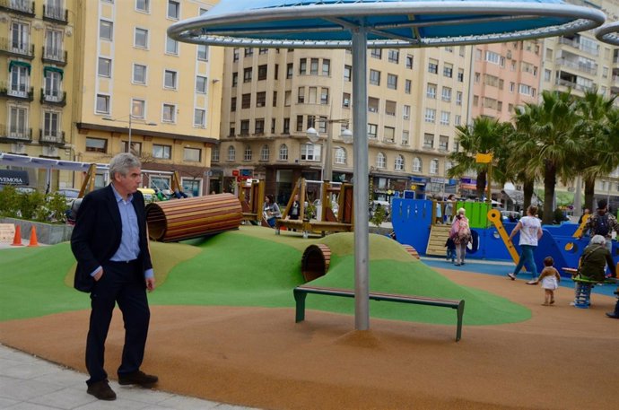 Fuentes-Pila en el parque de Cachavas