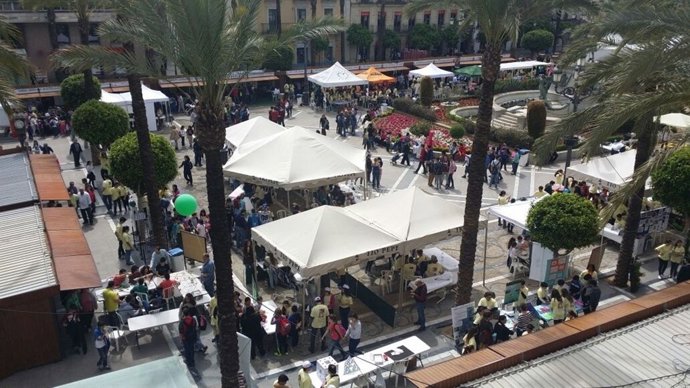 III Feria de la Ciencia en la Calle de Jerez