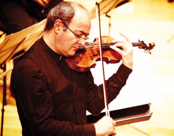 El violinista y director Gordan Nikolic