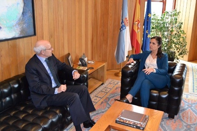 Fernando Suanzes y Pilar Rojo en el Parlamento.