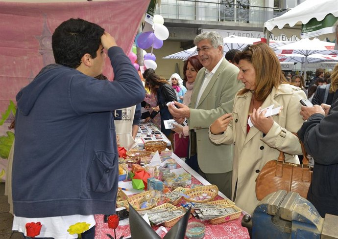 Raffo en la muestra de emprendimiento