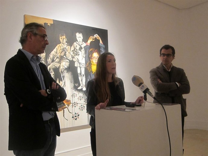 Cuca Nelles presenta su exposición 'Los ojos de los muertos' en el MAS