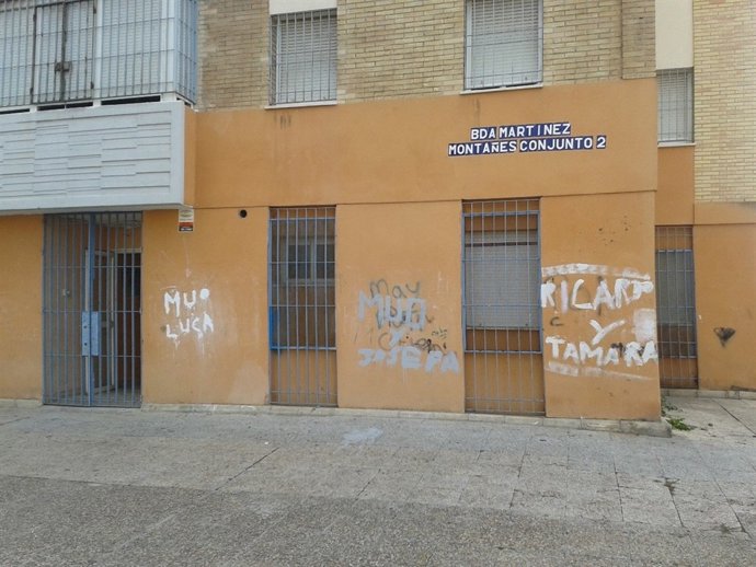 Uno de los locales del Polígono Sur.