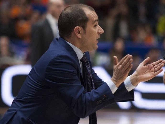 Carles Duran, técnico del Valencia Basket