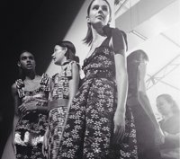 Ronaldo Fraga y Lolitta ensalzan las proporciones femeninas