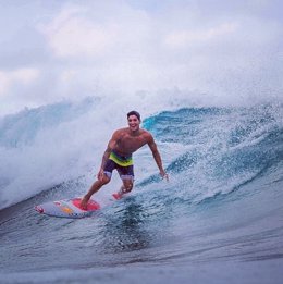 El surfista Gabriel Medina