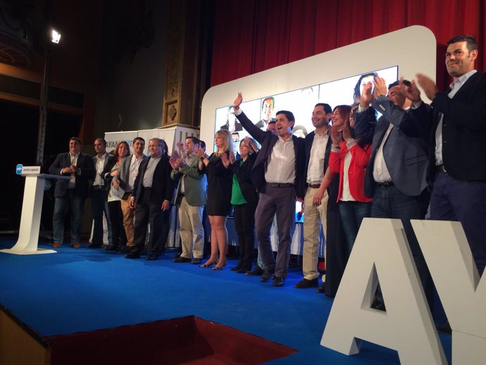 Moreno arropa la presentación de la candidatura de Alberto Fernández en Ayamonte