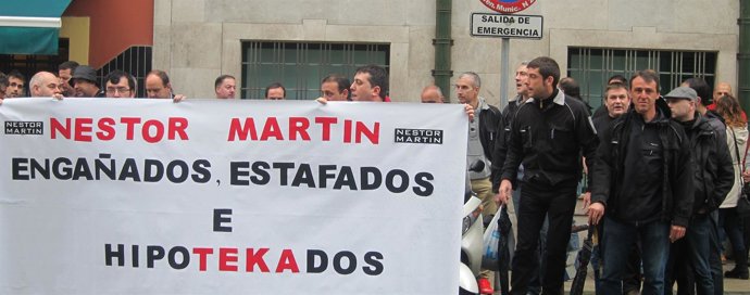 Trabajadores de Nestor Martin se concentran frente al Gobierno