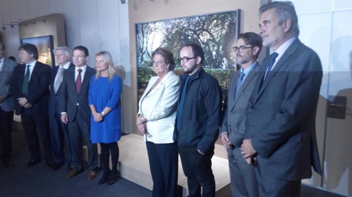 Inauguración de la exposición 'A la hora, en el lugar' 