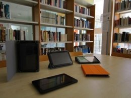 Tabletas en bibliotecas