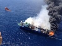 Los vientos alisios alejarán de la costa el fuel del barco ruso