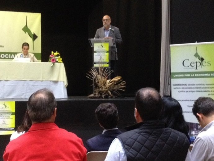 José Antonio Echávarri