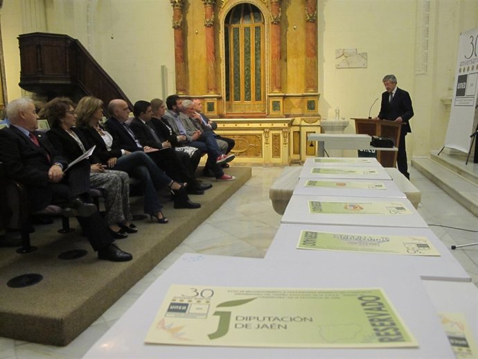 Acto reconocimiento de patronos de la UNED en Jaén