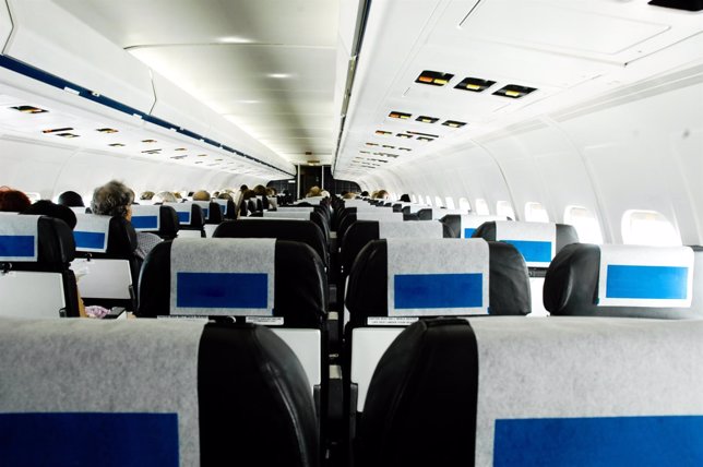 Interior de un avión