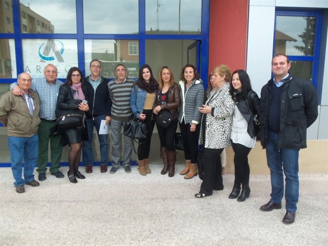 Reunión Cuca Gamarra con vecinos de Yagüe