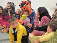 La vida de los refugiados sirios, endurecida por nuevos obstáculos legales