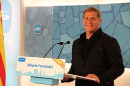 El candidato del PP a la Alcaldía de Barcelona, Alberto Fernández 