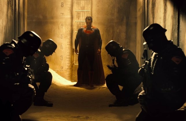 Batman v Superman: 12 imágenes clave del primer tráiler