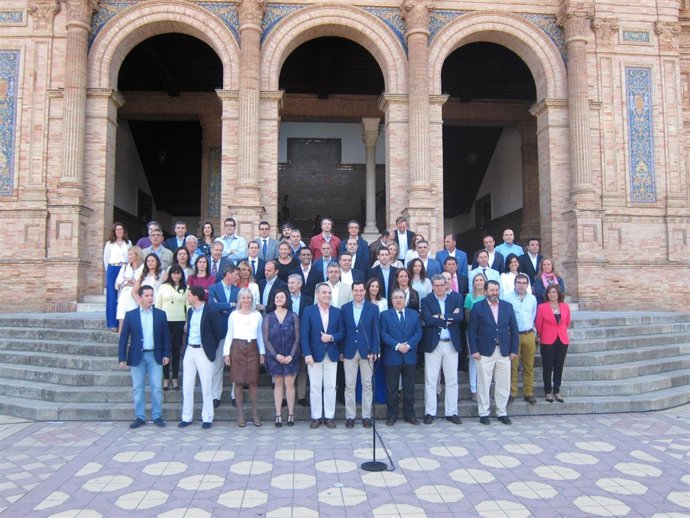 Bueno, Moreno y Zoido, con candidatos en la provincia de Sevilla