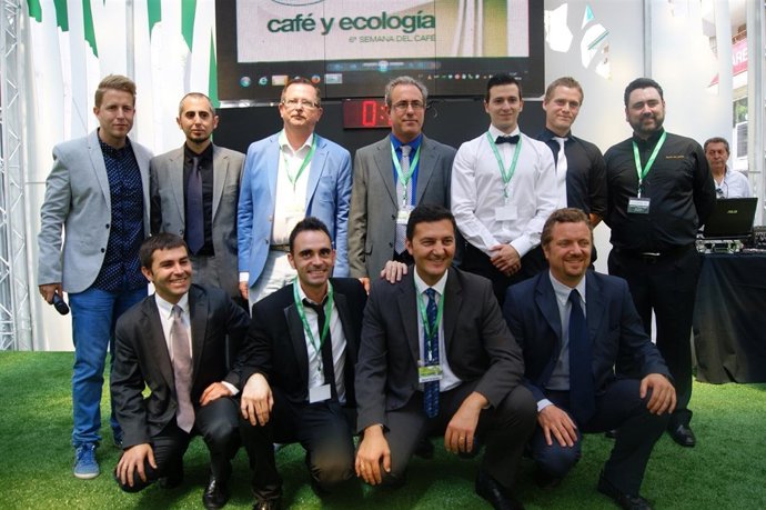 Finalistas y jurado de la pasada edición