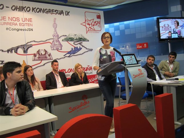 Chivite interviniendo en el congreso ordinario de Juventudes Socialistas 