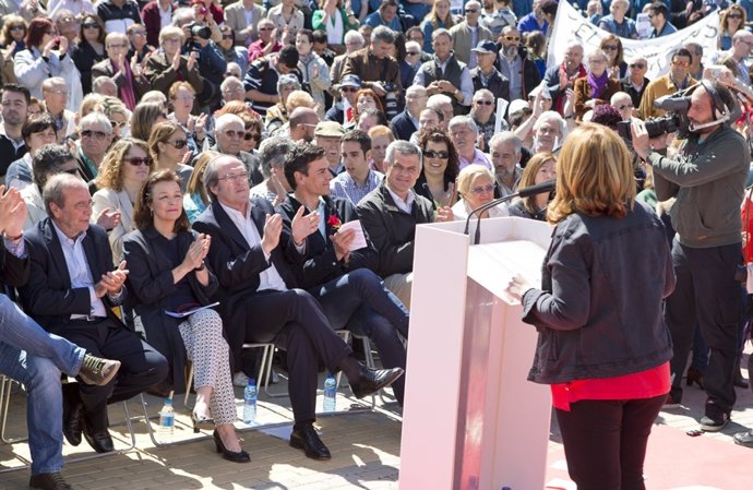 Gabilondo y Pedro Sánchez en un mítin en Alcorcón