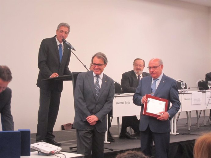 Artur Mas anima a los estanqueros a apoyar el proceso soberanista