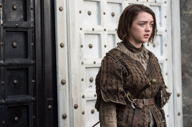 Juego De Tronos: Maisie Williams (Arya Stark) Desentraña El Regreso De ...