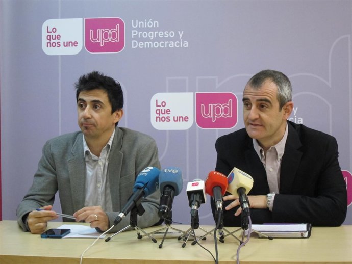 Rubén J. Serna y César Nebot, en la rueda de prensa