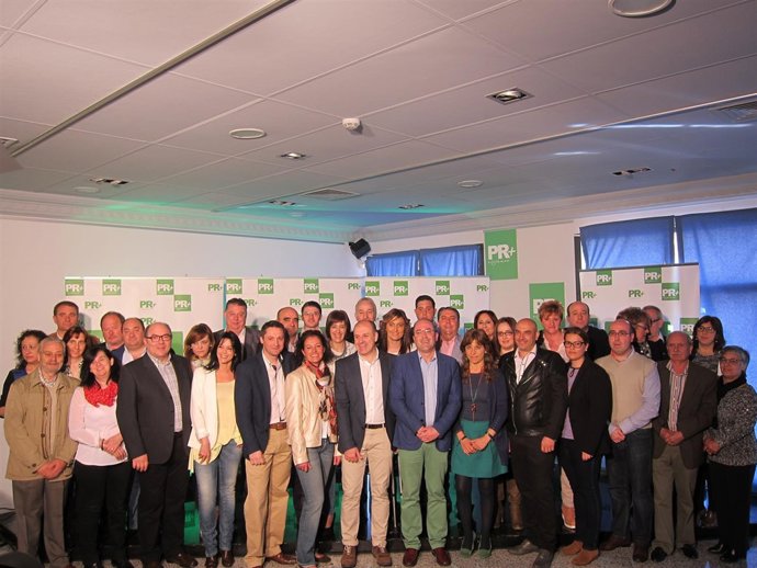 Legarra y su lista al Parlamento regional