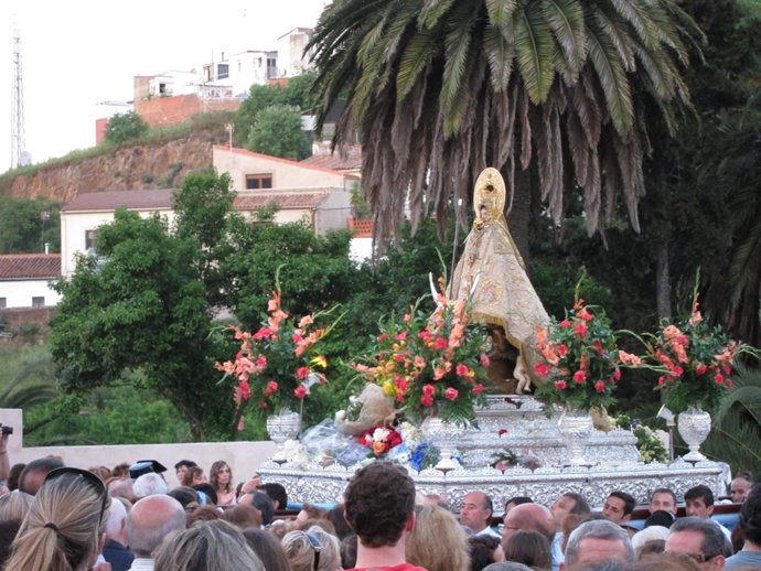 Bajada de la Virgen de la Montaña de Cáceres