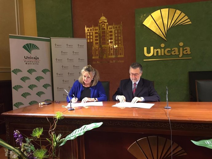 Directora general de Fundación Unicaja, Cano, y presidente de AECC, Aguilar