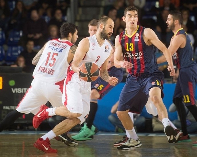 Spanoulis, defendido por Satoransky