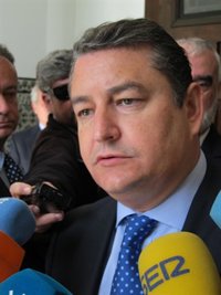 Sanz: Teófila Martínez "ha estado siempre a la altura de las circunstancias"