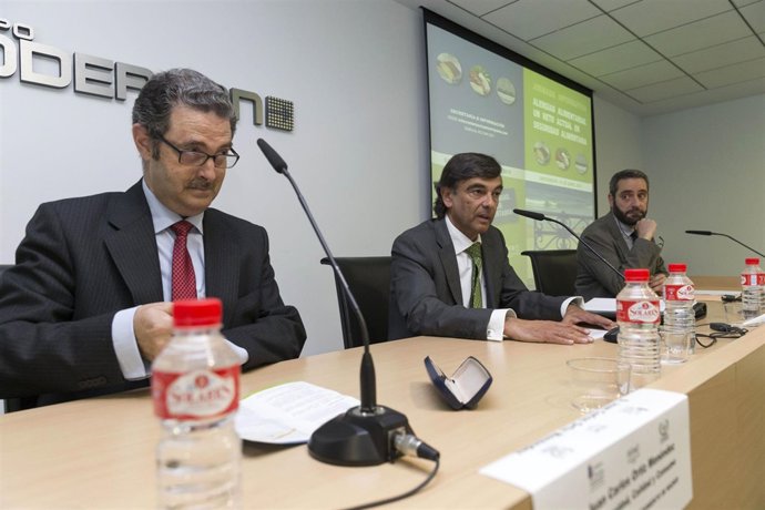 El director general de Salud Pública inaugura un curso sobre alergias