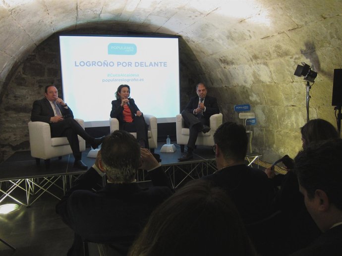 Pedro Sanz, Cuca Gamarra y Lorenzo Amor, en el acto del PP de Logroño