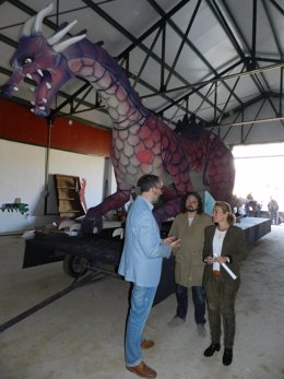 El dragón de San Jorge que desfilará este miércoles en Cáceres
