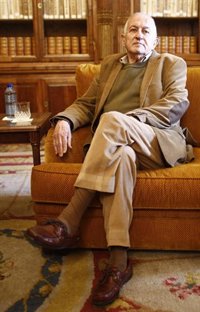 Goytisolo y los intelectuales en política: "A veces es bueno para la literatura si se dedican a la política"