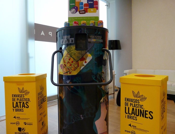 Campaña de reciclaje de envases en el Aeropuerto de Barcelona