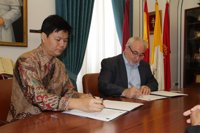 La UCAM refuerza su apoyo al fútbol y a los más desfavorecidos en Indonesia