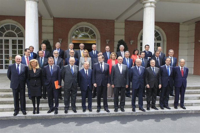 Rajoy recibe a los miembros del Foro Empresarial Puente Aéreo