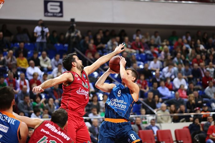 Nedovic, en el Lokomotiv Kuban-Valencia Basket