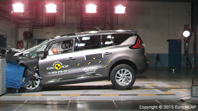 Renault Espace en el test Euro NCAP