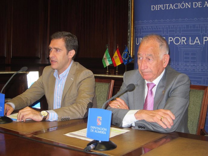 El diputado provincial Miguel Ángel Castellón y el presidente Gabriel Amat