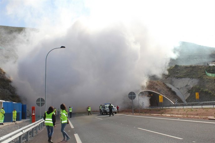 Simulacro de emergencia en la A-7