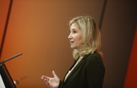 Dancausa dice que el caso Rato no afecta a la banca