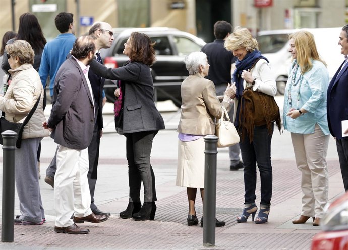 Esperanza Aguirre en la calle